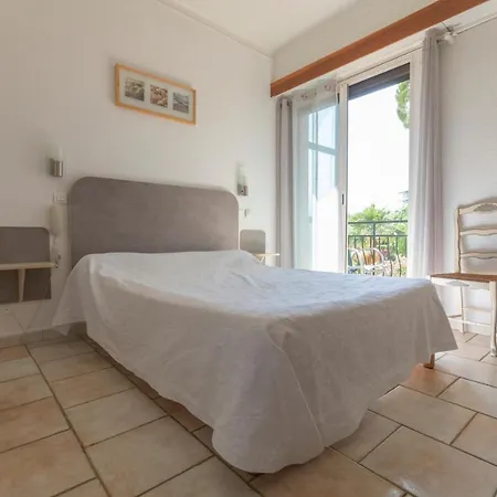 Les Alizes Otel Cavalaire-sur-Mer